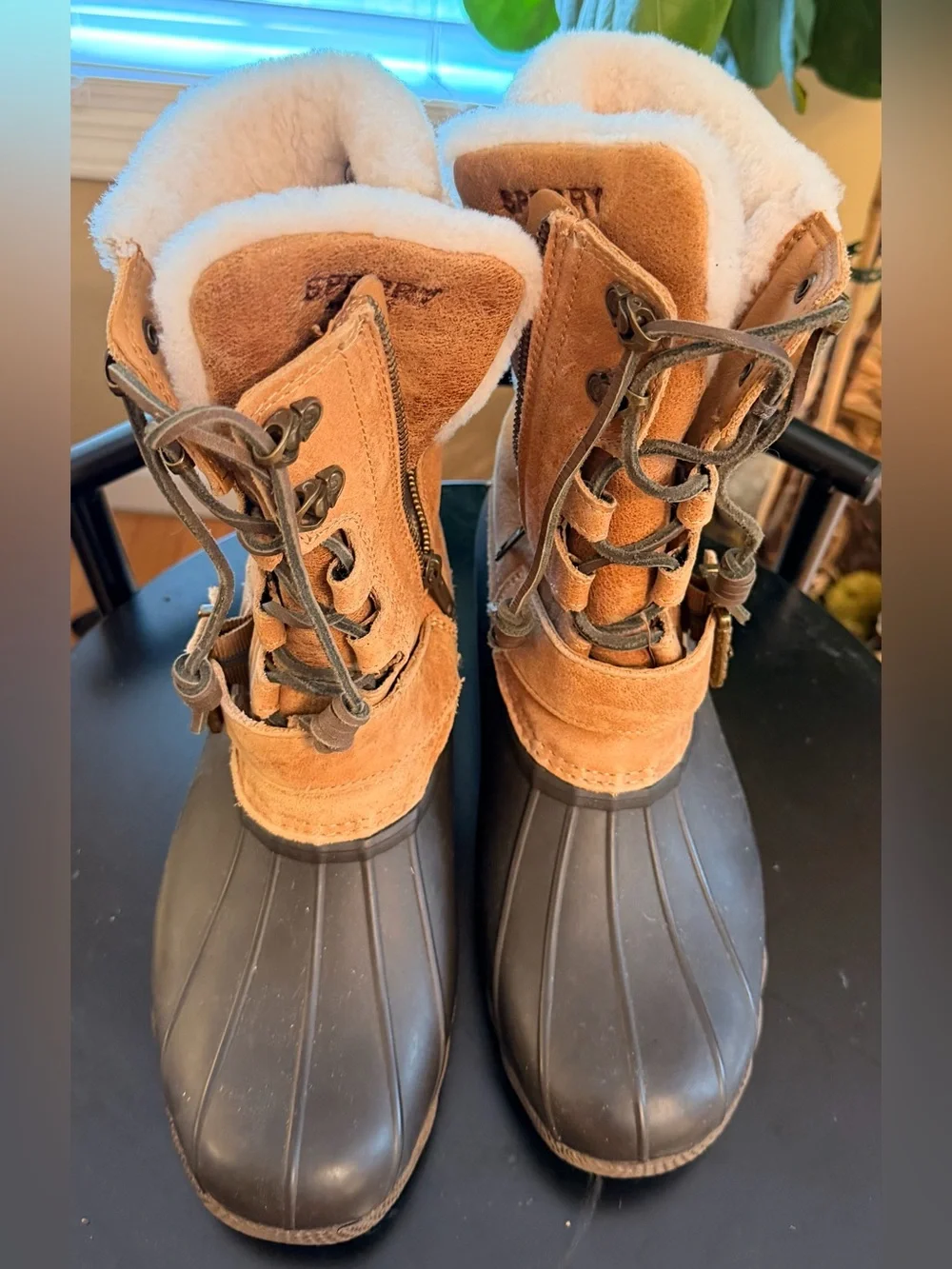 Sperry Saltwater Misty Duck Boot Thinsulate Real FUR Lined Leather Women’s 9